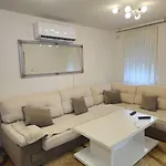 公寓 Vikendica Rujiste 莫斯塔尔